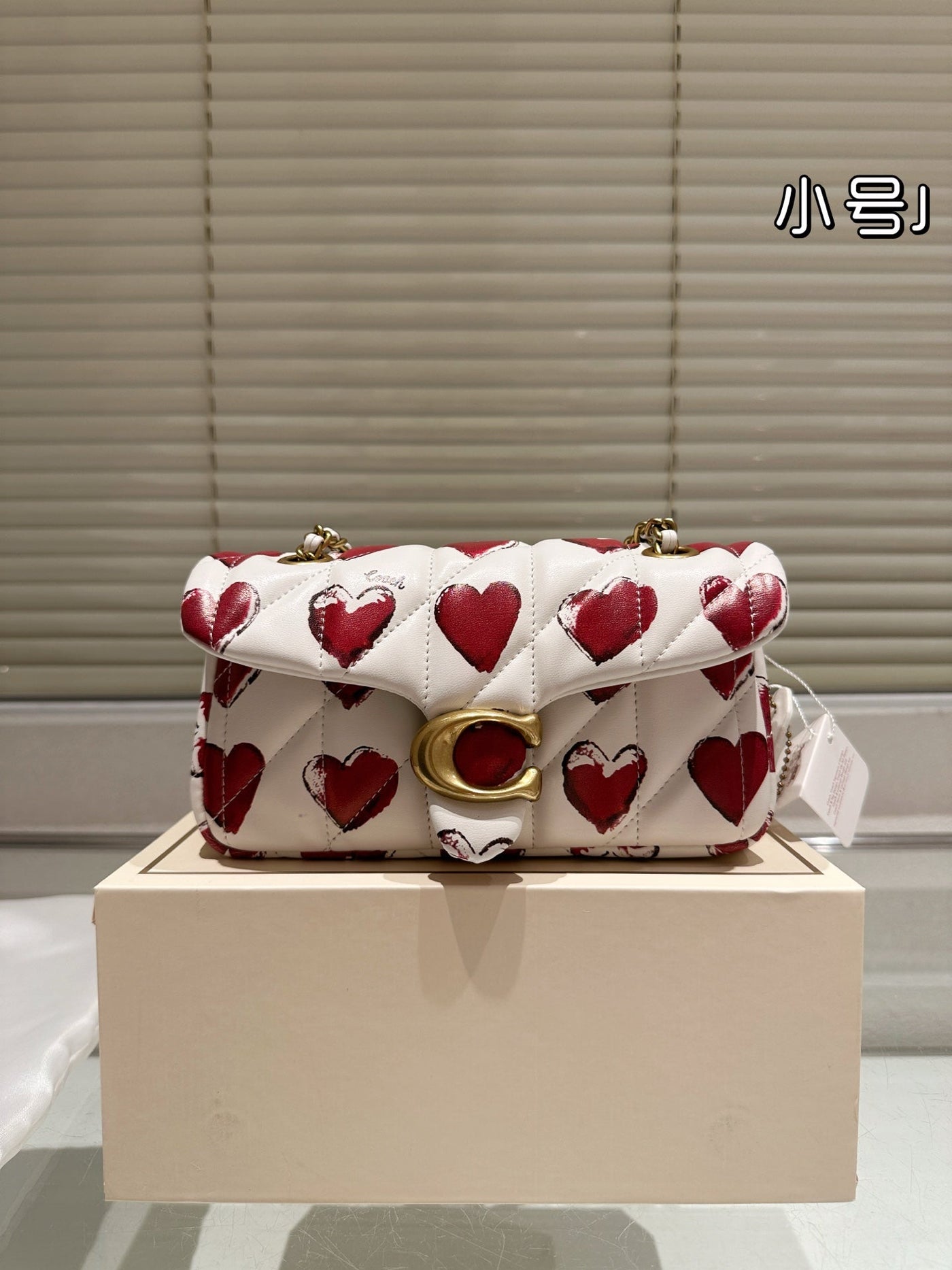 Luxury Brand Co-ach Tabby 20 Quilted with Heart Prints Shoulder Bag (Pre Order)