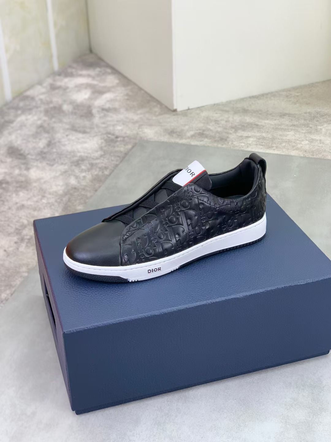 Christian Dior CD sneakers Unisex (Pre order)