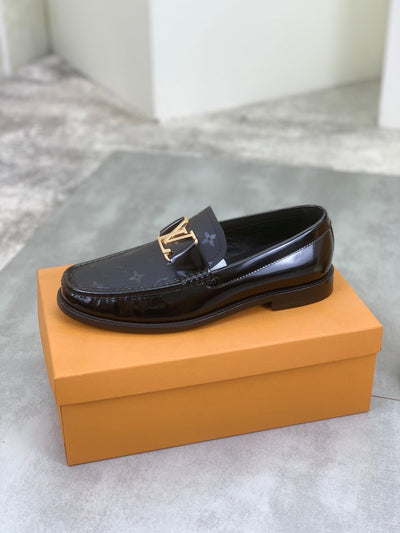 Luxury Brand L-V  Lo-uis Vui-tton  Leather Business Shoes for Men (Pre Order)