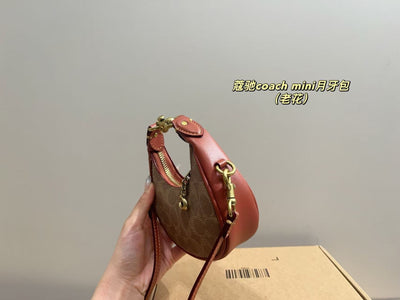 Coach Carmen Mini Crossbody bag (pre order)