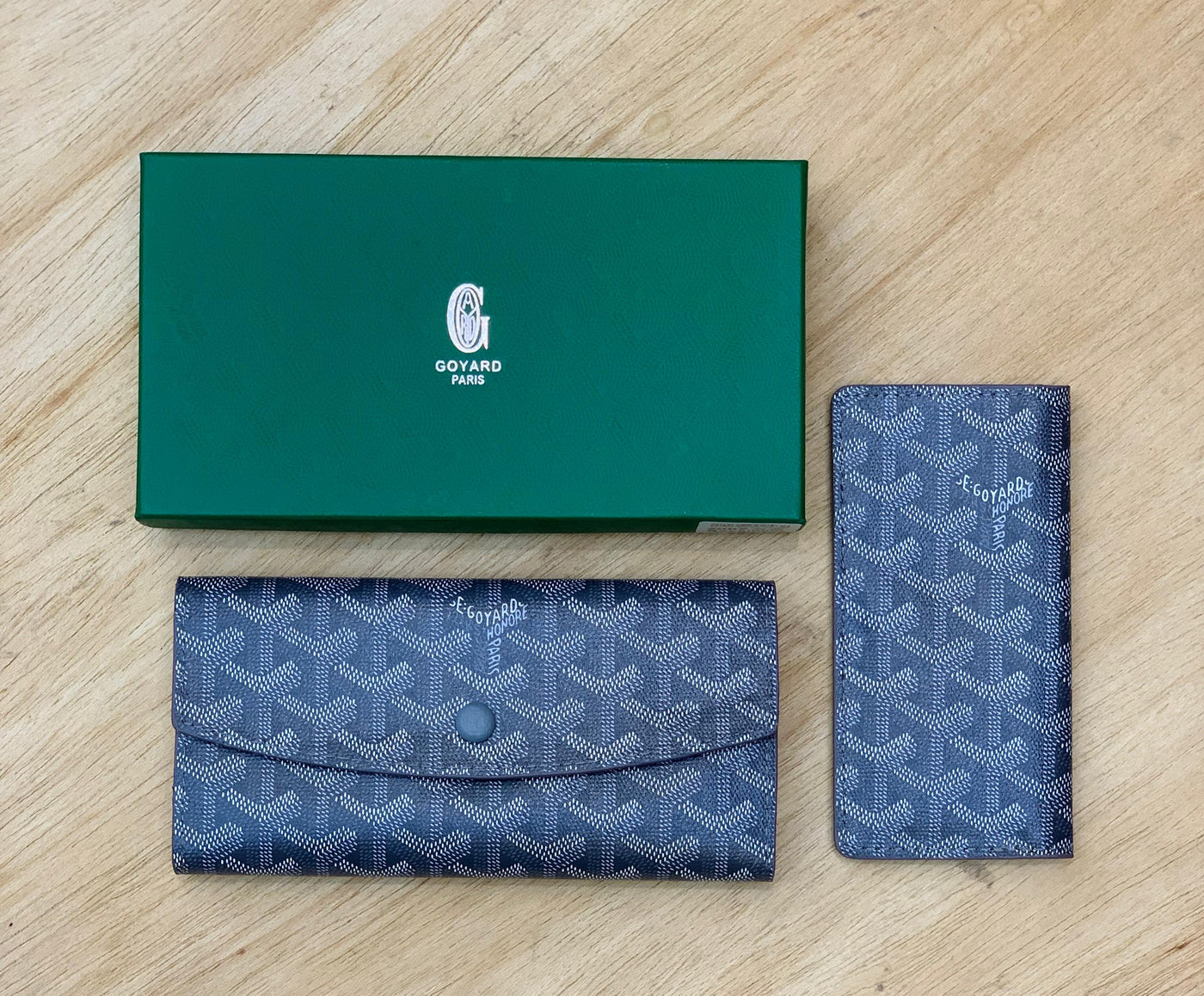 Famous brand Goy-ard wallet for ladies