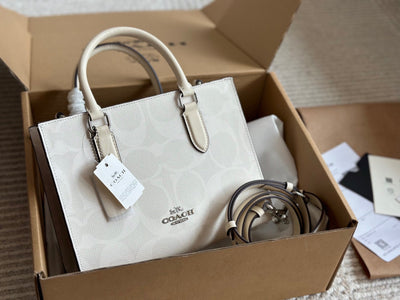 Coach Glacier White Maggie Tote (Pre order) White