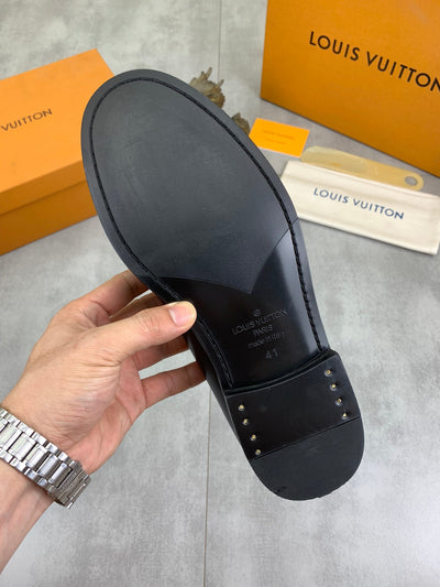 Luxury Brand L-V  Lo-uis Vui-tton  Leather Business Shoes for Men (Pre Order)