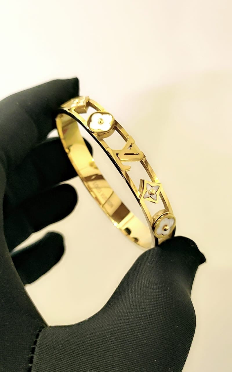 Famous Brand L-V Lou-is Vui-tton Bracelet for Women