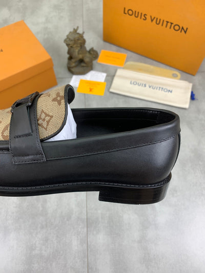 Luxury Brand L-V  Lo-uis Vui-tton  Leather Business Shoes for Men (Pre Order)