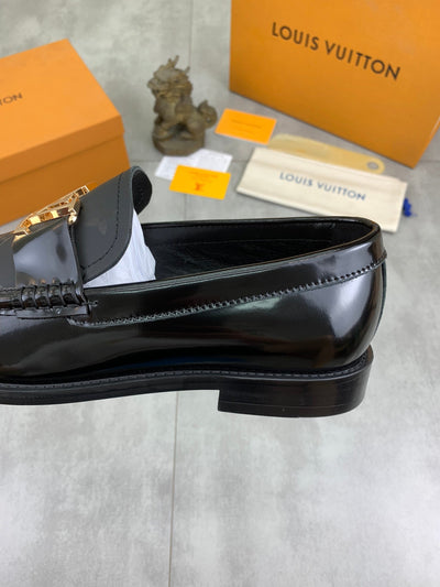 Luxury Brand L-V  Lo-uis Vui-tton  Leather Business Shoes for Men (Pre Order)