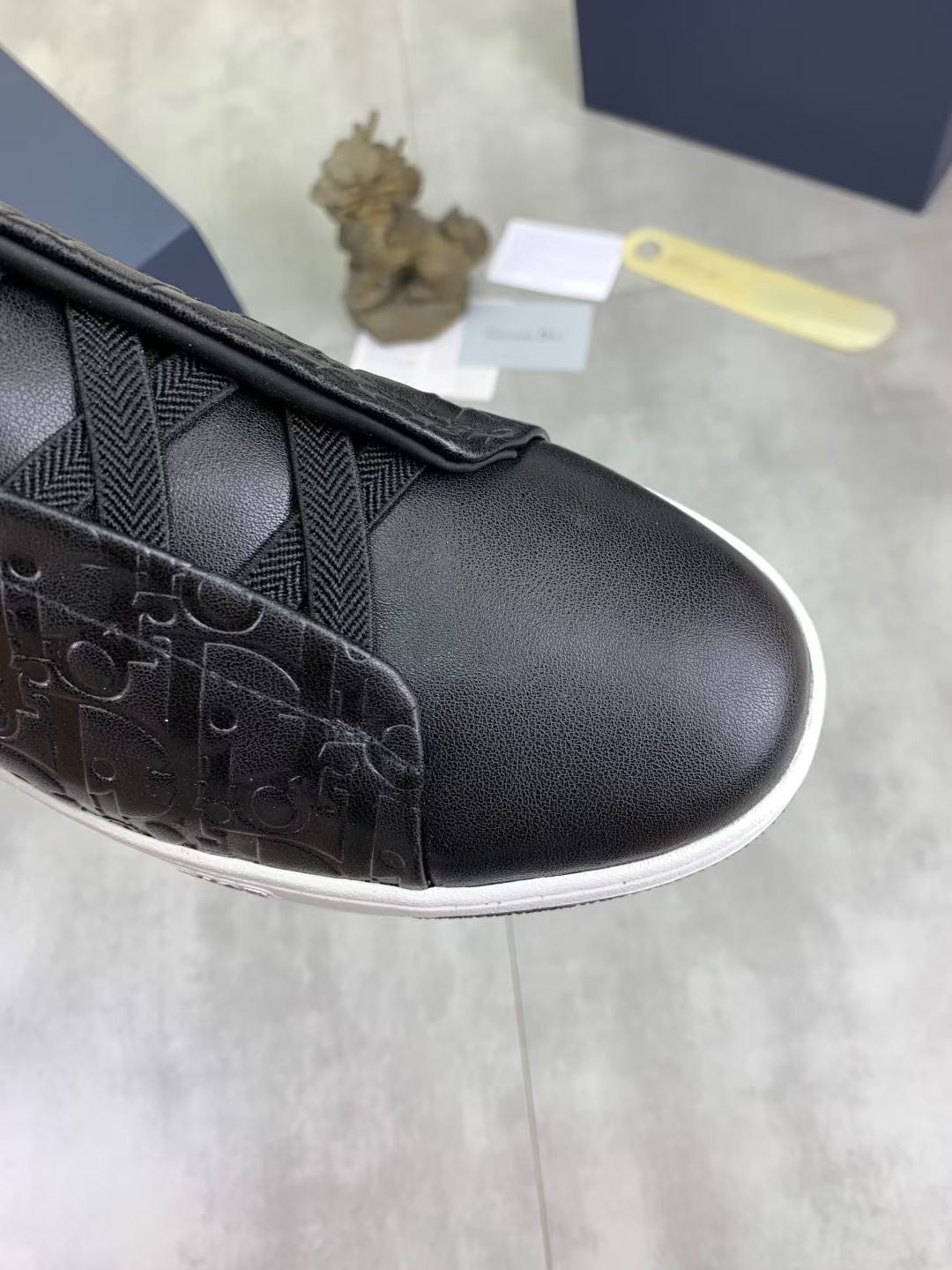 Christian Dior CD sneakers Unisex (Pre order)