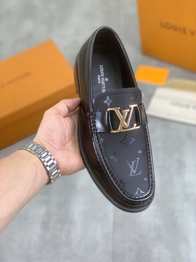 Luxury Brand L-V  Lo-uis Vui-tton  Leather Business Shoes for Men (Pre Order)