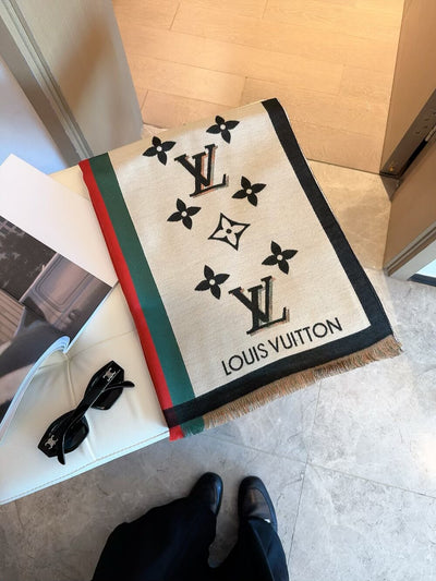 Famous Brand L-V shawl for women