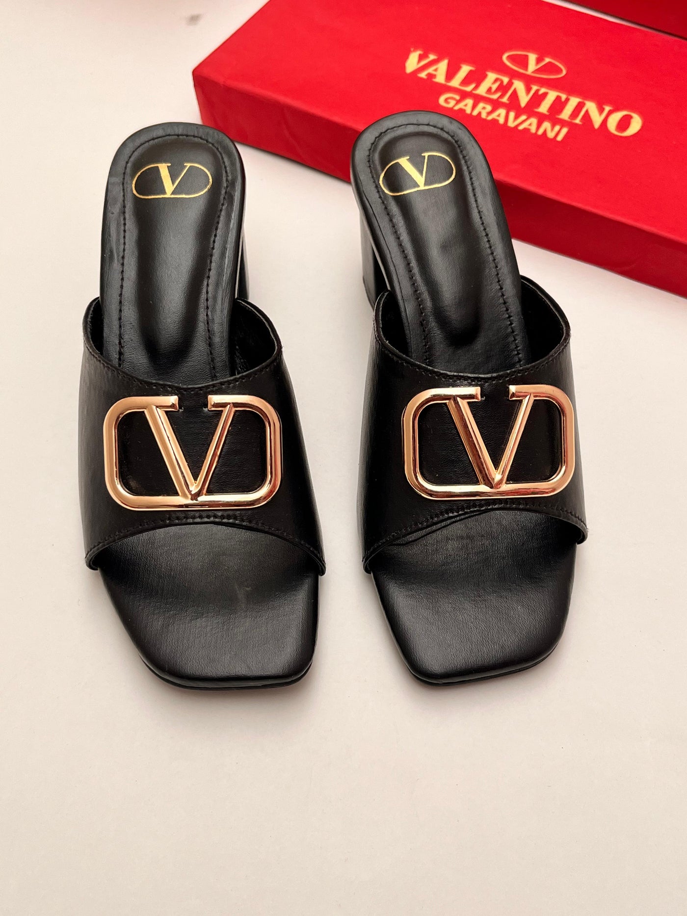 Fashion Brand V Valen-tino Garavani Block Heel for Women