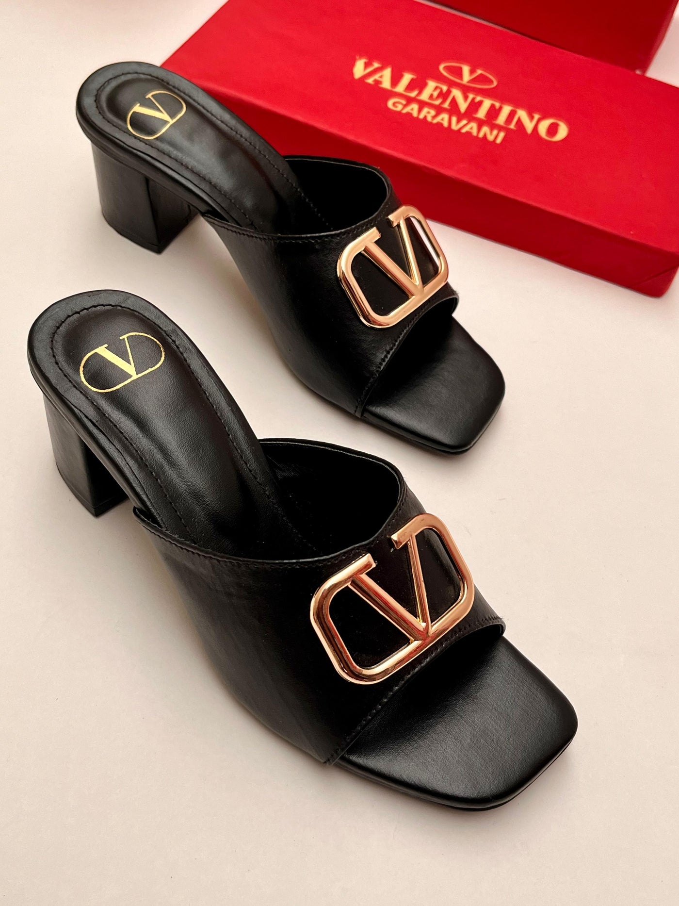 Fashion Brand V Valen-tino Garavani Block Heel for Women