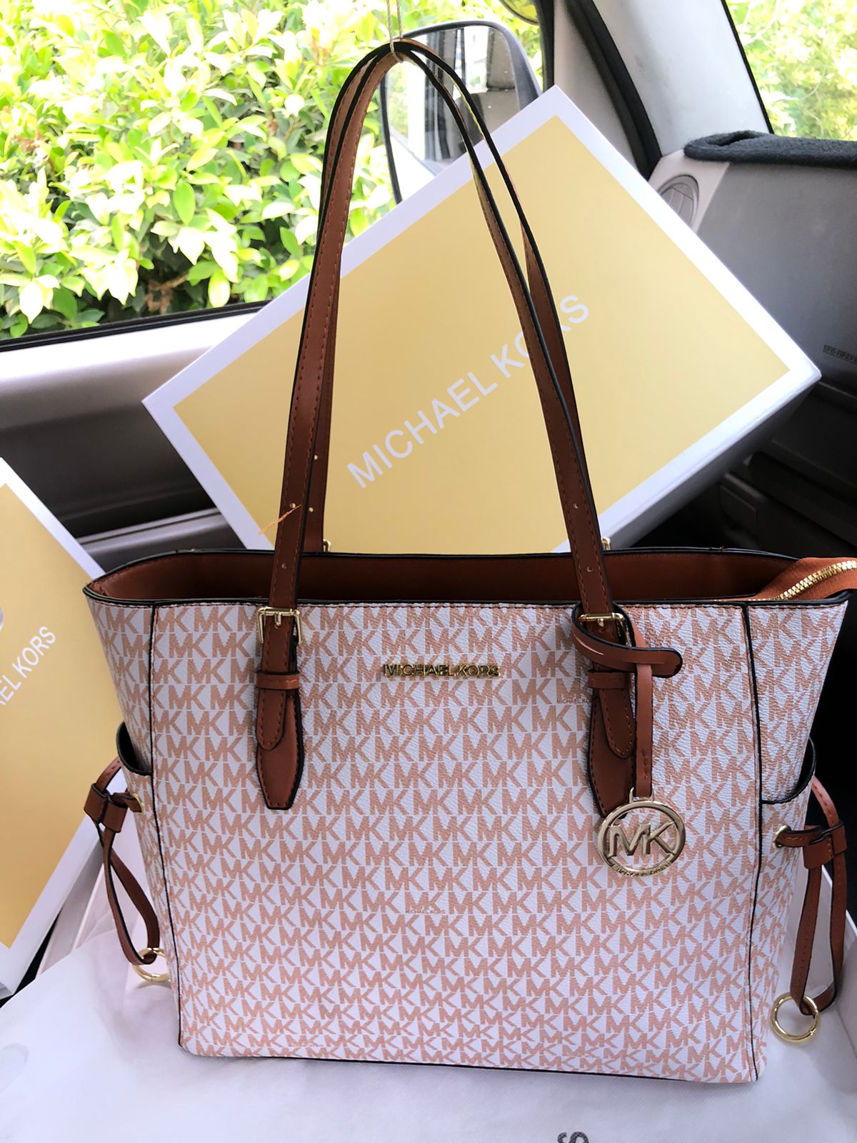 Michael Kors MK tote bag White