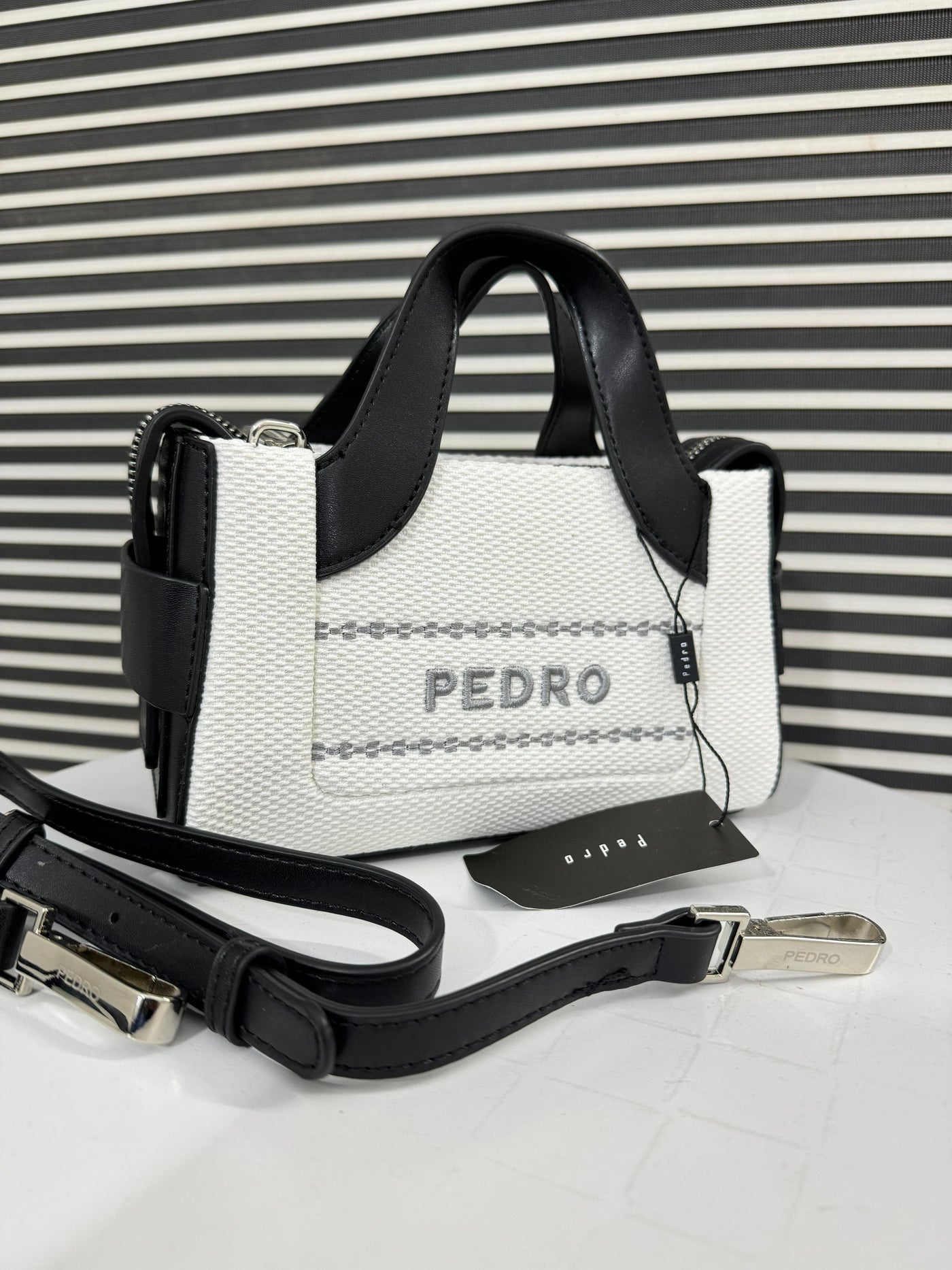 Pedro Izzie Bowling Bag Black