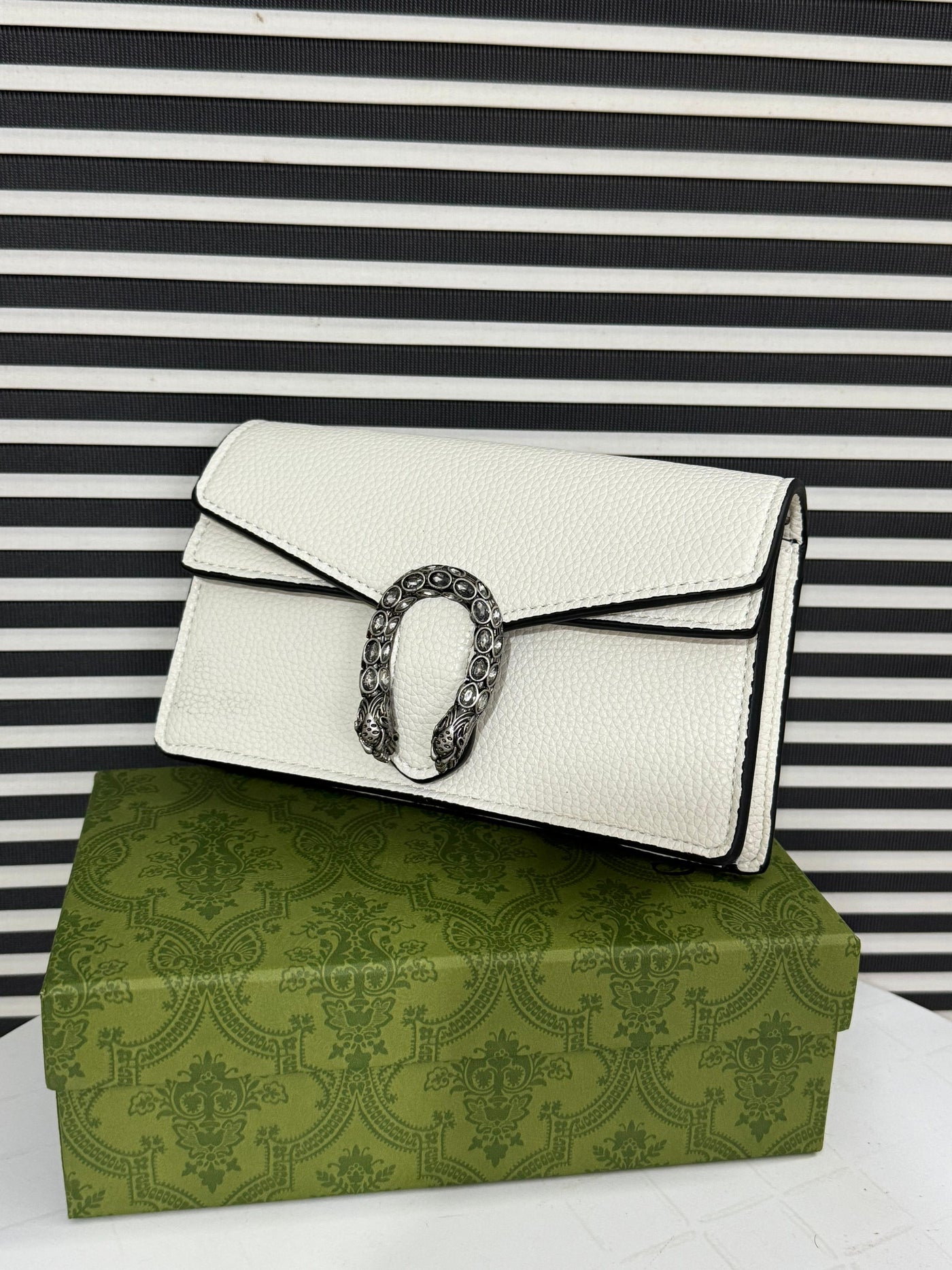 Gucci Dionysus super mini bag