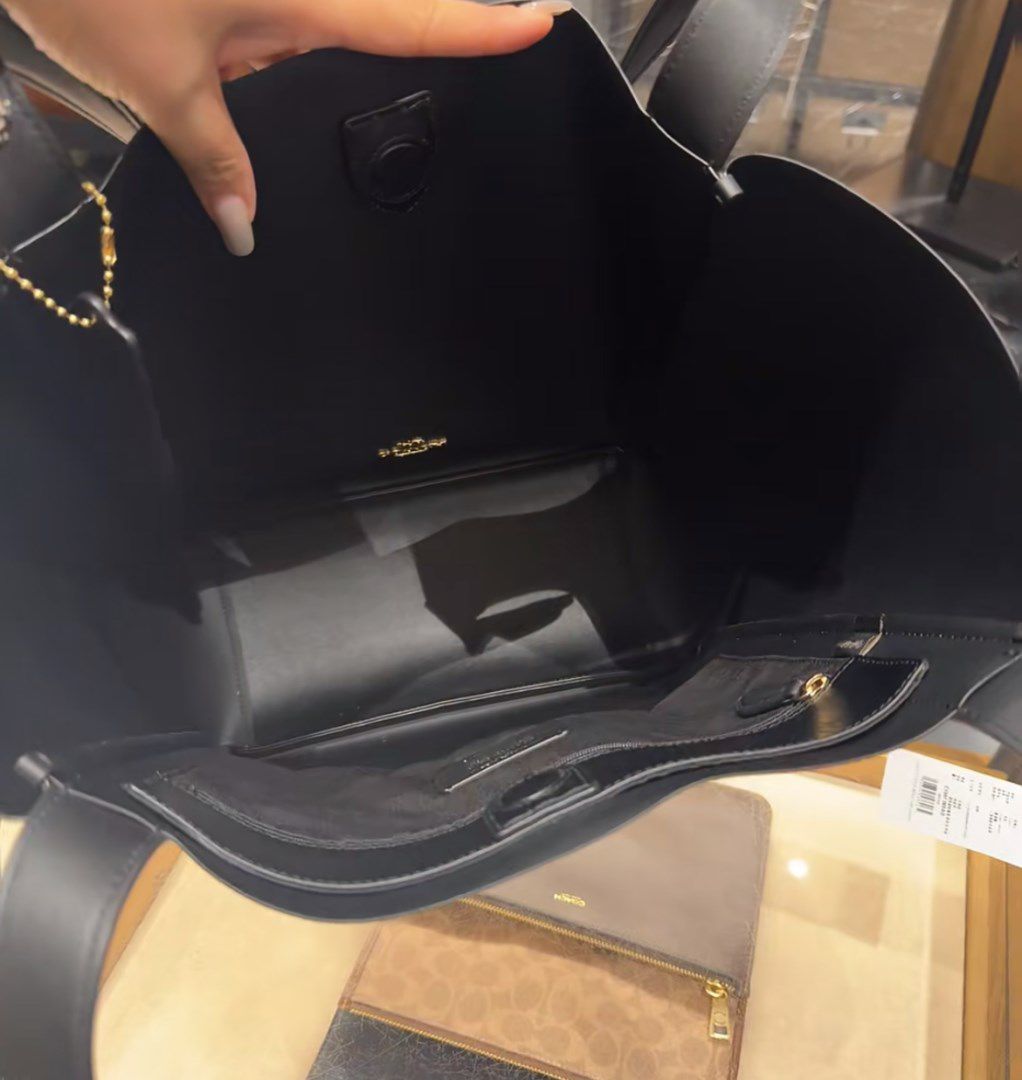 Coach Hadley Tote Bag