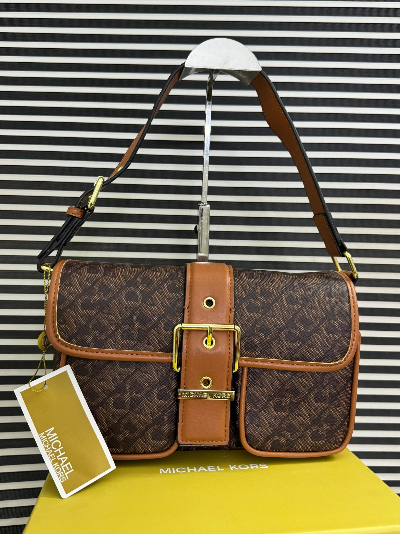 Michael Kors MKColby Medium Empire Monogram Shoulder Bag Brown