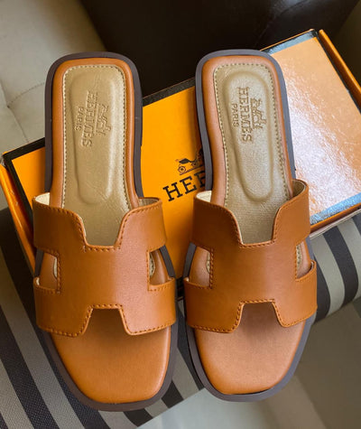 Hermes slipper Brown