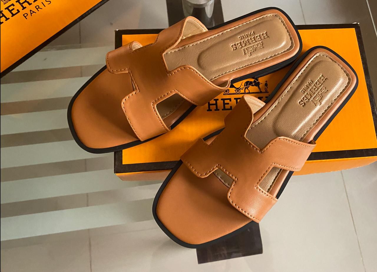 Hermes slipper