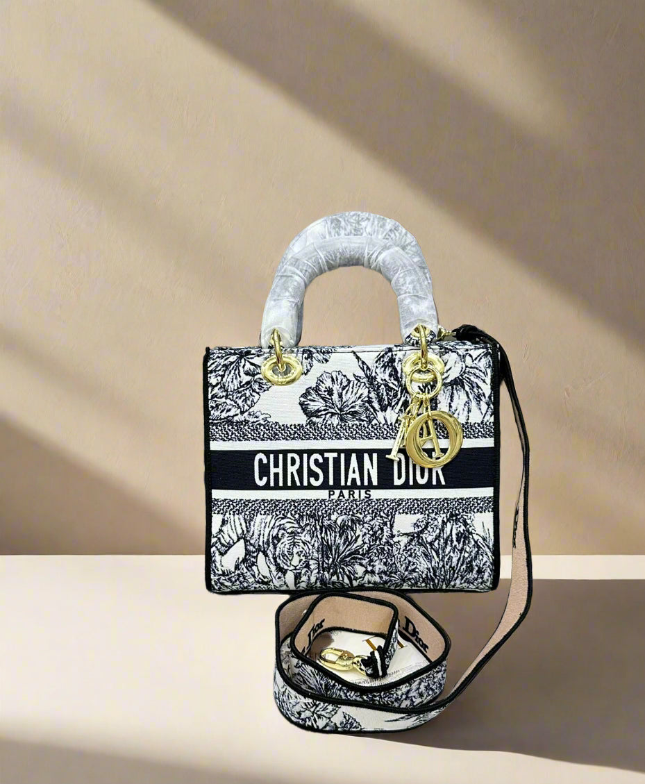 Christian Dior CD Lady D-Lite Bag Medium Size 1