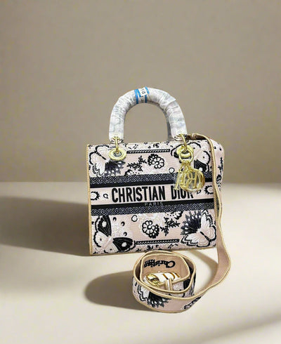 Christian Dior CD Lady D-Lite Bag Medium Size 4