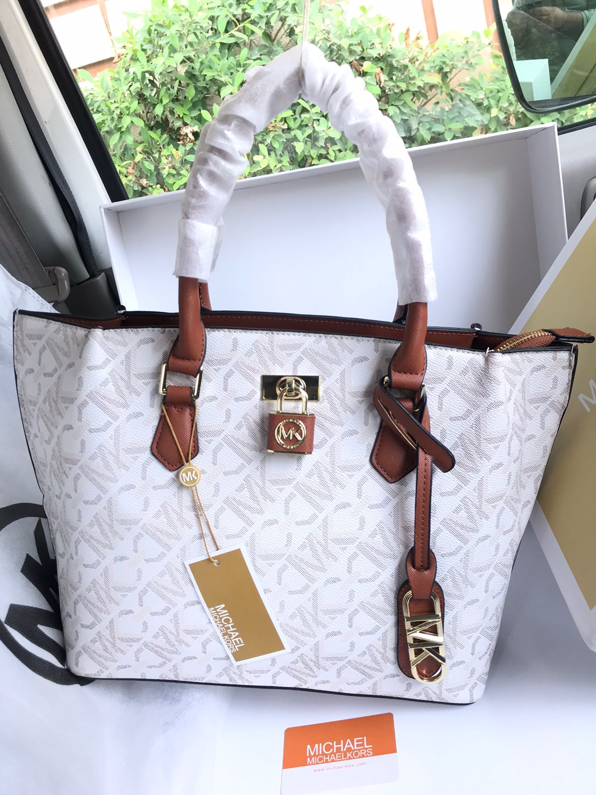 Michael Kors MK Handbag White
