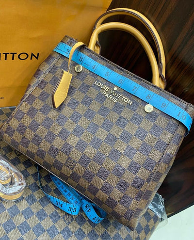 Louis Vuitton LV Montaigne Handbag MM