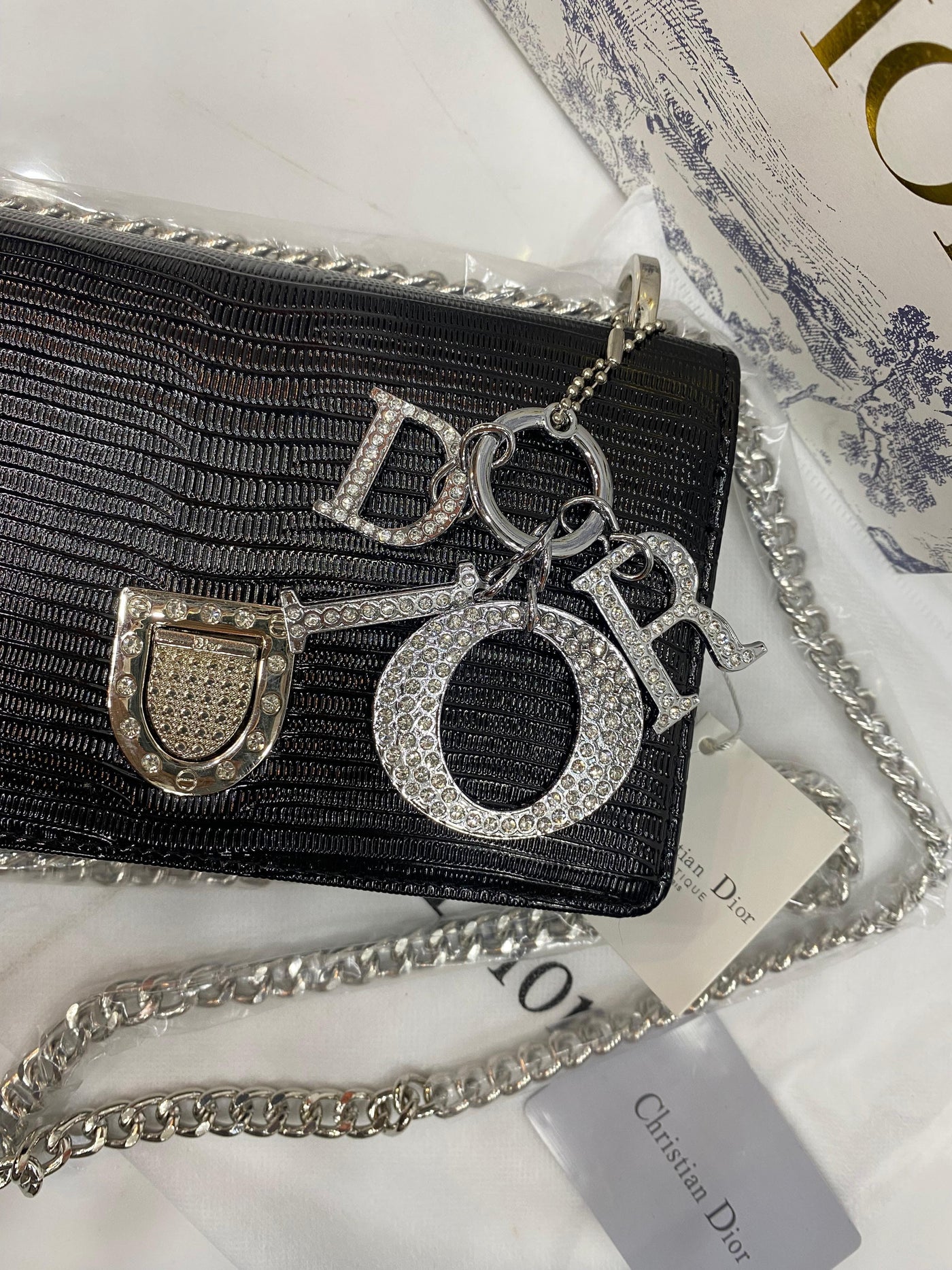 Premium Chris tian Di or CD Diorama Small Shoulder Bag with D i o r Charms