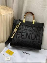 Famous Brand Fen-di Embroided Leather Tote Bag for Women