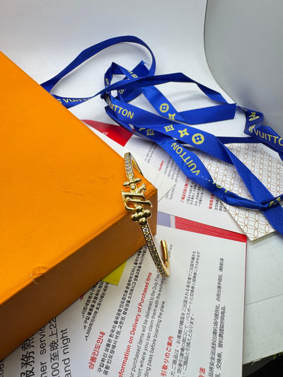 Luxury Brand L-V Lou-is Vui-tton Bracelet for Women