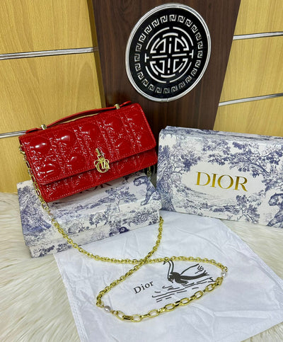 Famous CD Chris tian Di or Shoulder bag for Women
