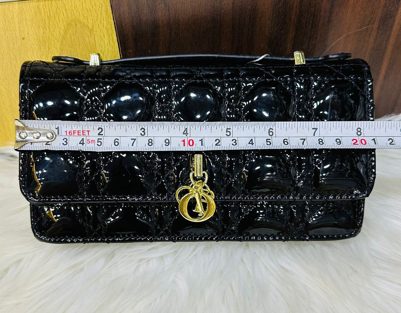 Famous CD Chris tian Di or Shoulder bag for Women