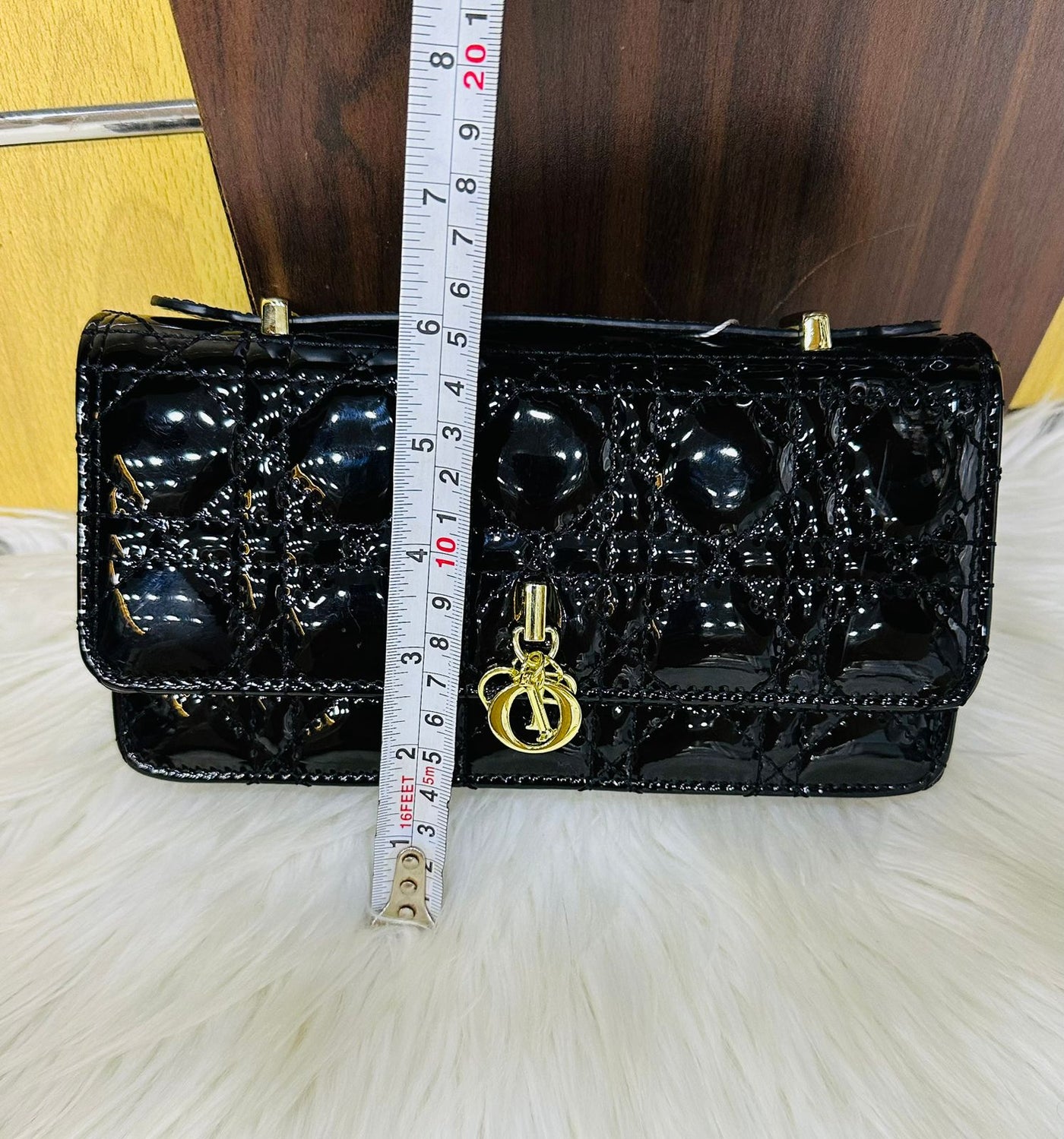 Famous CD Chris tian Di or Shoulder bag for Women