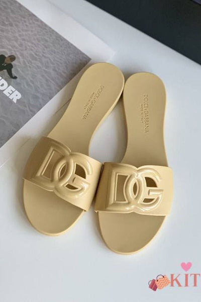 DG Slides for Women