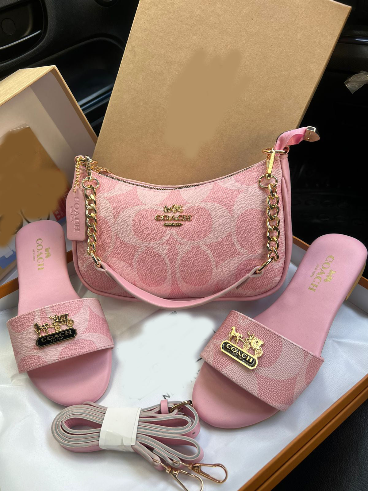 Trending  Pink Co-ach Teri Shoulder Bag and Slipper Combo For Women