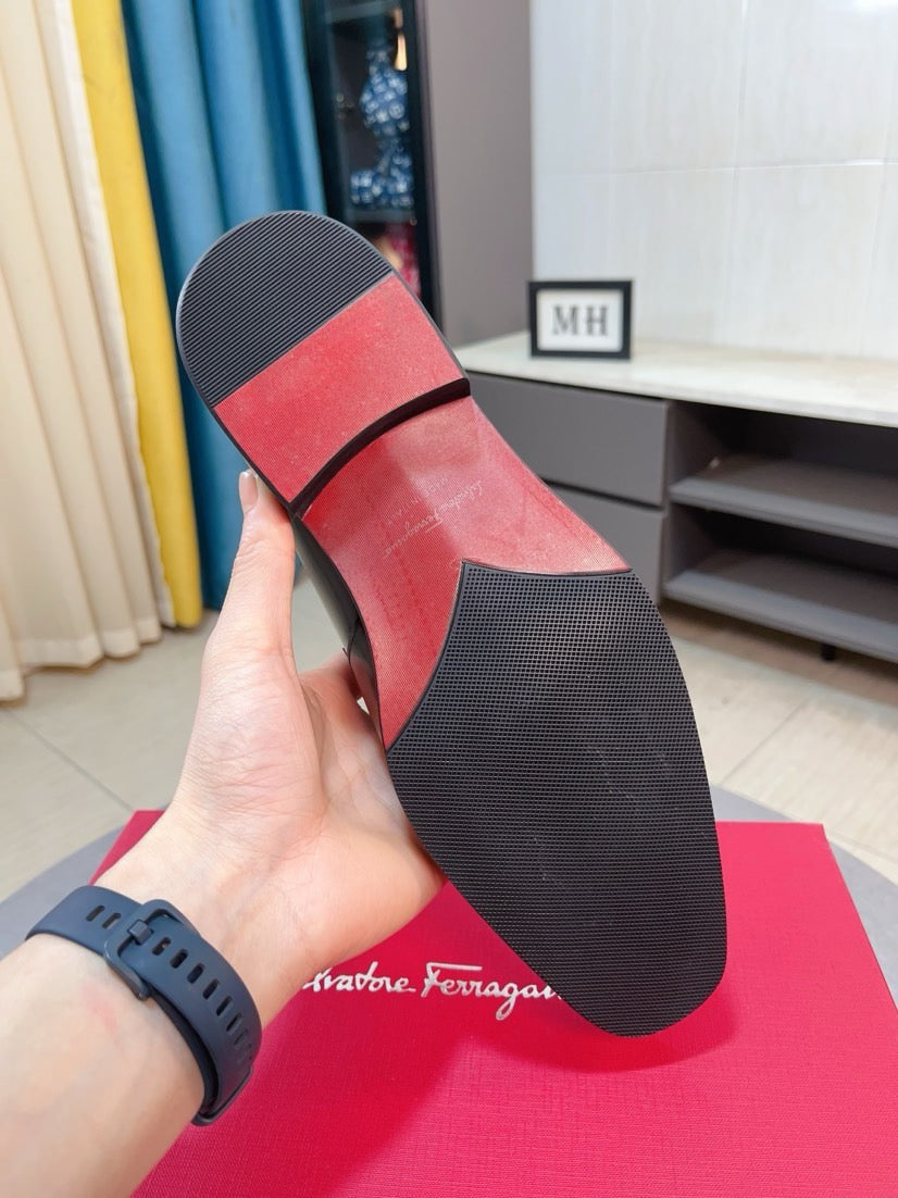 Famous Salva-tore Ferragamo Formal Leather Business Shoes for Men