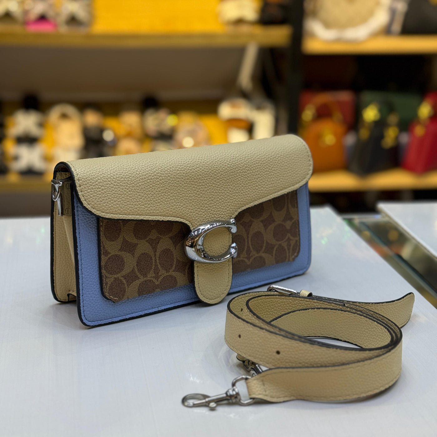 Premium quality Coa-ch bag for women