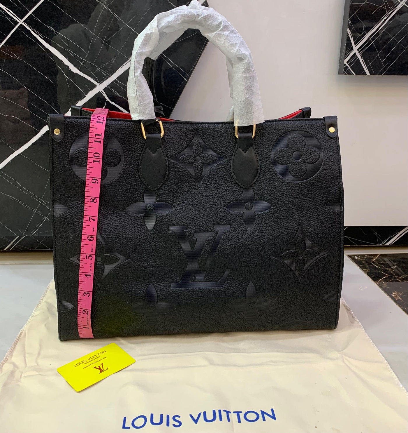 Luxury brand L-V tote bag for women