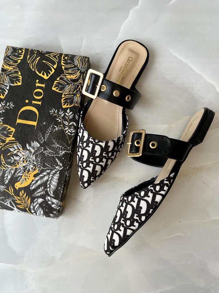Christian Dior CD Pumps