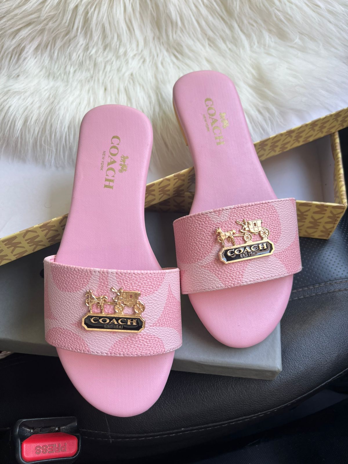 Famous Pink Co-ach Slippers for Women